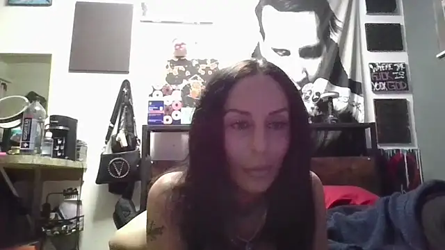 Snapshot of inkdhollow1 chatting on 12/16/25, 03:44 inkdhollow1 online show from 12/16/25, 03:44