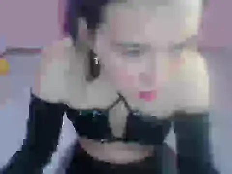 Snapshot of cristal_hills_19 chatting on 11/21/25, 08:40 cristal hills 19 online show from 11/21/25, 08:40
