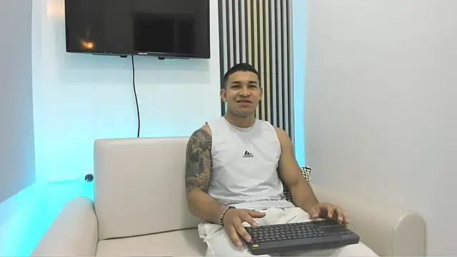 venedic bull online show from 10/02/25, 12:23