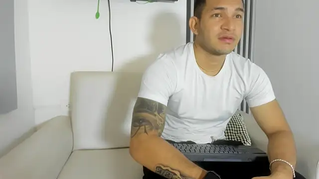 venedic bull online show from 11/04/25, 08:52