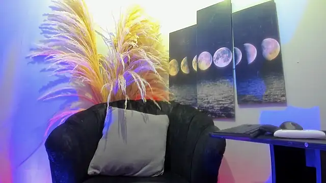 Snapshot of cloemorningstar chatting on 11/09/25, 03:21 cloemorningstar online show from 11/09/25, 03:21