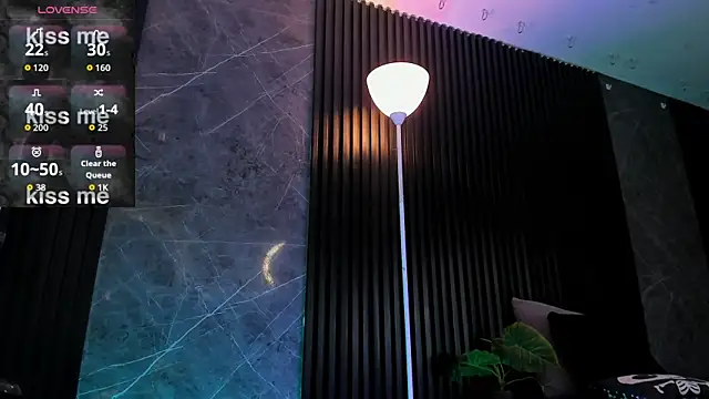 Snapshot of cloemorningstar chatting on 11/13/25, 04:17 cloemorningstar online show from 11/13/25, 04:17