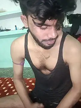 Snapshot of Hotraj24 chatting on 11/05/25, 06:52 Hotraj24 online show from 11/05/25, 06:52