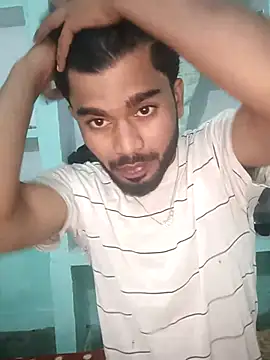 Snapshot of Hotraj24 chatting on 11/27/25, 07:21 Hotraj24 online show from 11/27/25, 07:21