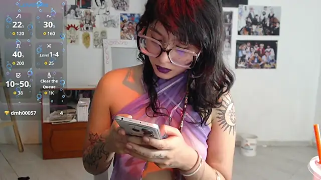 Lia Carter  online show from 05/14/26, 08:59