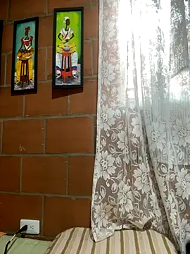 Snapshot of Mery_Sexx chatting on 10/26/25, 09:42 Mery Sexx online show from 10/26/25, 09:42