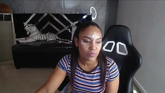 Snapshot of kamala_a chatting on 10/21/25, 03:18 kamala a online show from 10/21/25, 03:18