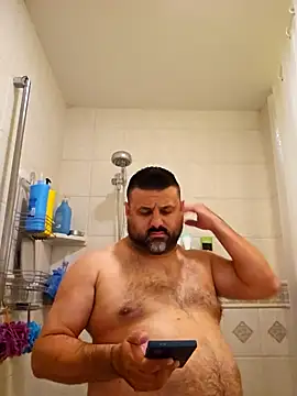 Snapshot of Roddog18 chatting on 11/24/25, 05:51 Roddog18 online show from 11/24/25, 05:51