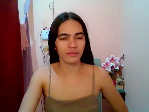 Snapshot of sweet_yummy69 chatting on 01/09/26, 10:44 sweet yummy69 online show from 01/09/26, 10:44
