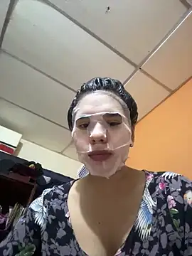 Brianna bunny05 online show from 05/17/26, 11:12