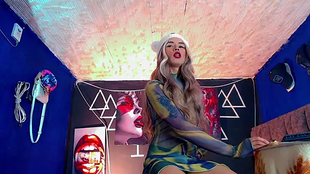 Fersexy Dolls online show from 11/22/25, 06:12