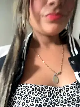 Snapshot of Sweed-virgin-pussy chatting on 11/22/25, 04:50 Sweed-virgin-pussy online show from 11/22/25, 04:50