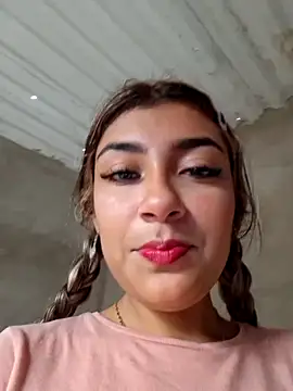 Snapshot of Sweed-virgin-pussy chatting on 11/30/25, 03:38 Sweed-virgin-pussy online show from 11/30/25, 03:38