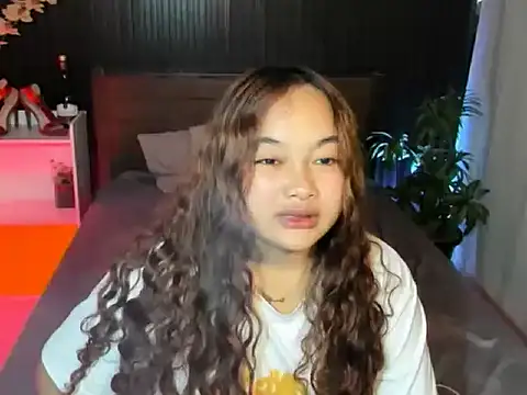 UrFavouriteCravings online show from 10/19/25, 12:55