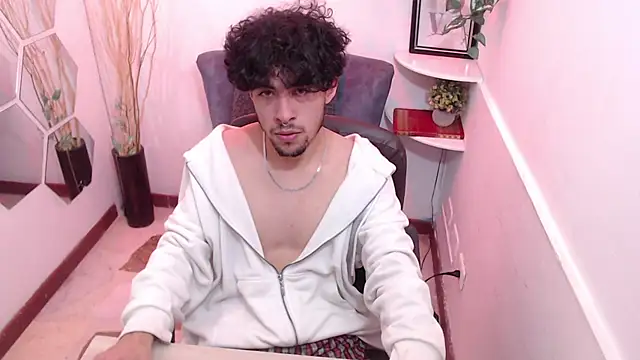 Liil boy online show from 11/26/25, 03:40