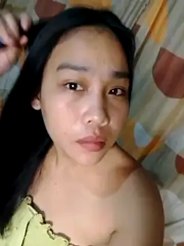 luna light23 online show from 10/16/25, 08:43