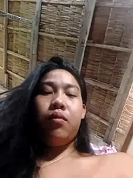 luna light23 online show from 10/28/25, 01:20