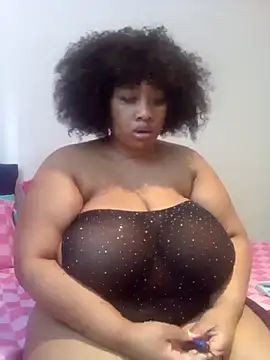 Snapshot of PIXIEBITCHXXX26 chatting on 11/07/25, 11:43 PIXIEBITCHXXX26 online show from 11/07/25, 11:43