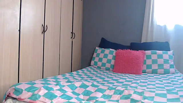 PIXIEBITCHXXX26 online show from 07/17/26, 11:06