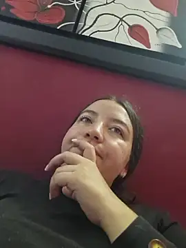 annyaparis online show from 11/22/25, 12:48