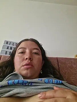 annyaparis online show from 12/05/25, 12:36