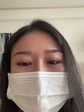 Snapshot of mia2_jp chatting on 10/04/25, 04:10 mia2 jp online show from 10/04/25, 04:10