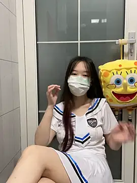 Snapshot of baobei-527 chatting on 12/17/25, 11:27 baobei-527 online show from 12/17/25, 11:27