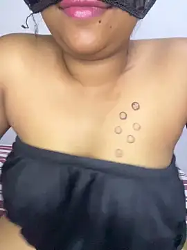 Snapshot of bunny_somya chatting on 05/15/26, 07:26 bunny somya online show from 05/15/26, 07:26