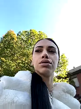 ilariea girl online show from 10/08/25, 02:25