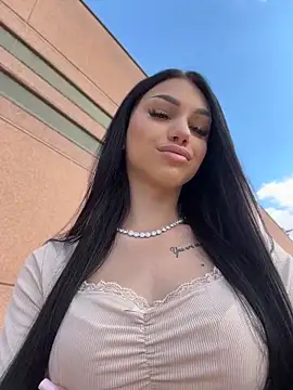 ilariea girl online show from 05/07/26, 02:55