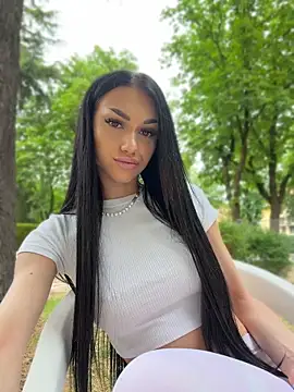 ilariea girl online show from 05/08/26, 03:39