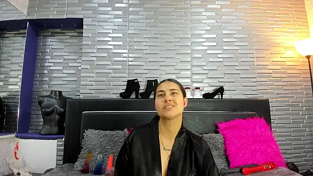 ChloeMorelli online show from 10/03/25, 02:30