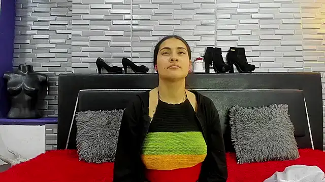 ChloeMorelli online show from 10/28/25, 02:26