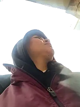 Snapshot of ChloeMorelli chatting on 12/02/25, 11:59 ChloeMorelli online show from 12/02/25, 11:59