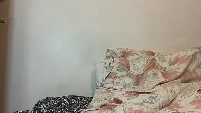 nanaisbackk online show from 11/03/25, 09:43