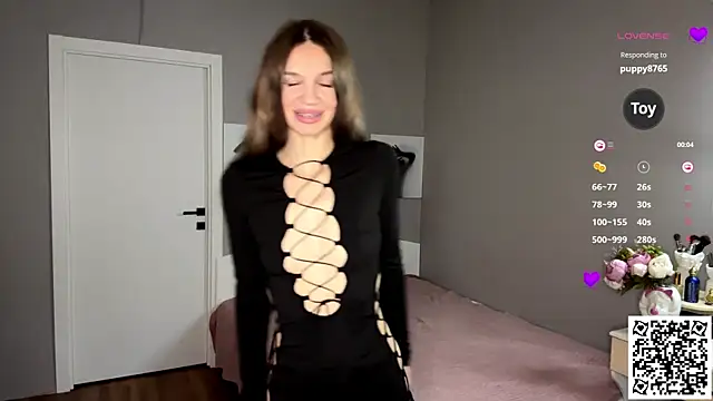 Snapshot of OdaMinty chatting on 11/11/25, 06:57 OdaMinty online show from 11/11/25, 06:57