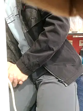 chougegg0214 online show from 10/28/25, 01:20