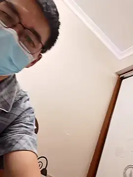 chougegg0214 online show from 10/31/25, 03:02