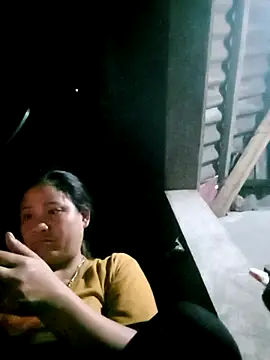 Snapshot of bae-bae chatting on 10/16/25, 11:06 bae-bae online show from 10/16/25, 11:06