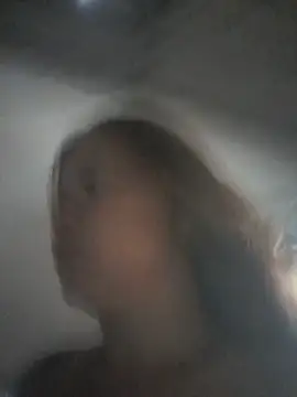 Snapshot of amarlys15 chatting on 10/04/25, 12:14 amarlys15 online show from 10/04/25, 12:14