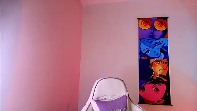 Bennuluspeach  online show from 06/01/26, 11:12