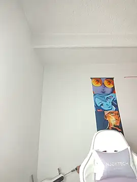 Bennuluspeach  online show from 07/30/26, 10:58