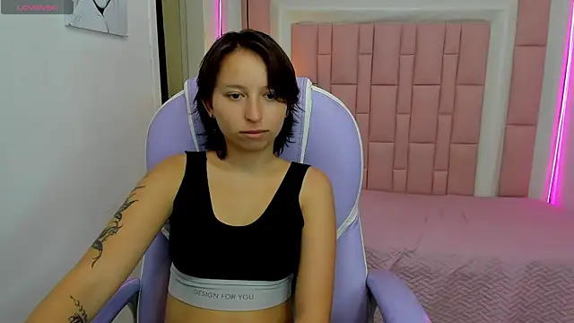 Klaret Toy online show from 06/08/26, 07:58
