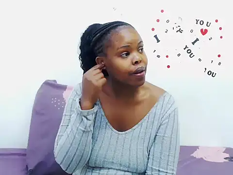 XYummyDoll32 online show from 10/13/25, 04:45