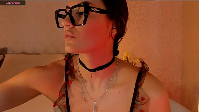 abriana quintana online show from 10/25/25, 12:34