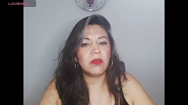 XxAntonellaxxx online show from 10/20/25, 04:29