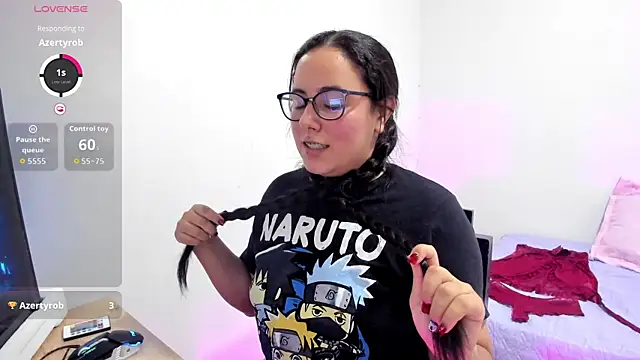 Snapshot of Venus_cat_ chatting on 10/23/25, 11:24 Venus cat  online show from 10/23/25, 11:24