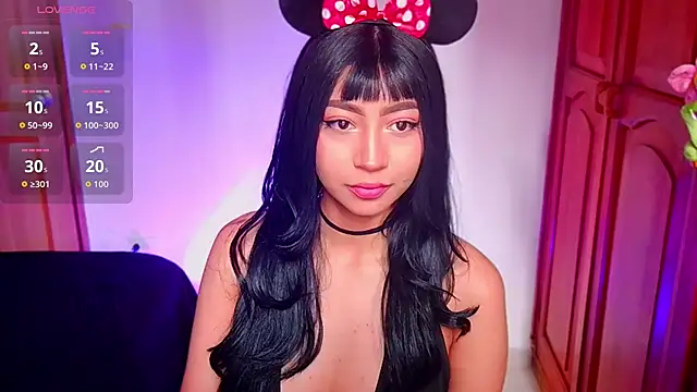 Snapshot of emma_web_ chatting on 10/20/25, 04:07 emma web online show from 10/20/25, 04:07