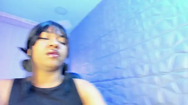 Snapshot of MADDY_MAGIC chatting on 11/20/25, 07:57 MADDY MAGIC online show from 11/20/25, 07:57