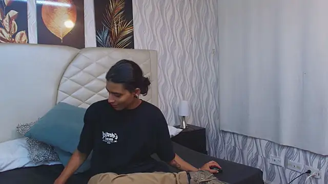 Dickie Dicking online show from 11/13/25, 08:52